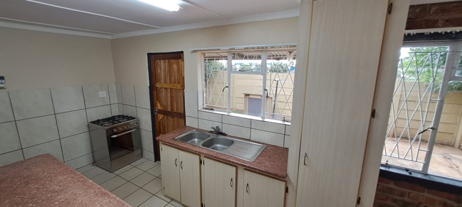 15 Bedroom Property for Sale in Kellys View Free State